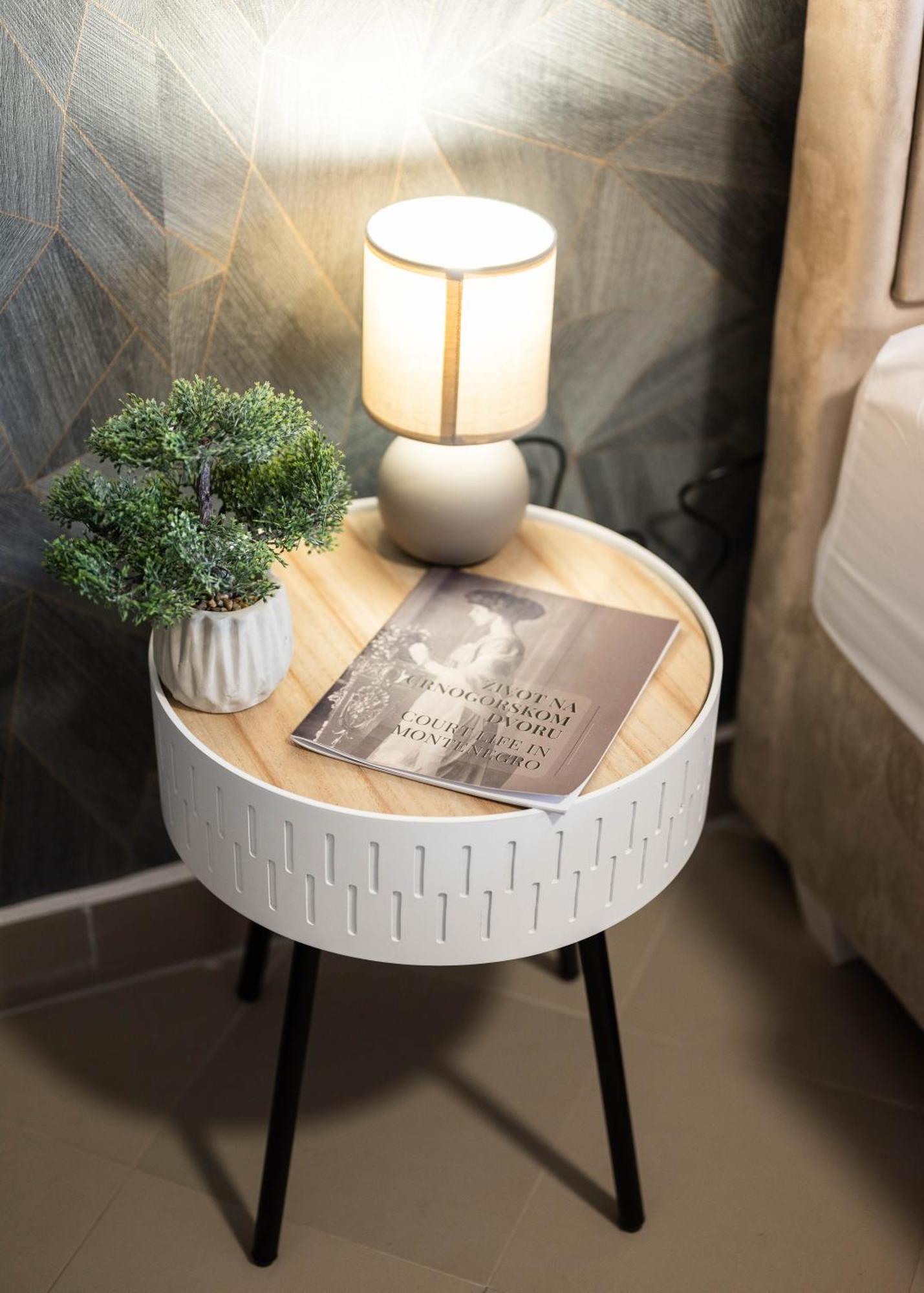 Studio Apartment Cudo Nevidjeno Karuc Zewnętrze zdjęcie